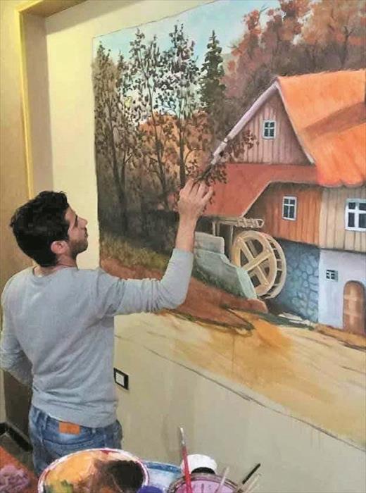 رسام لوحات حائل